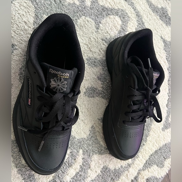 Reebok sneaker - Picture 1 of 5